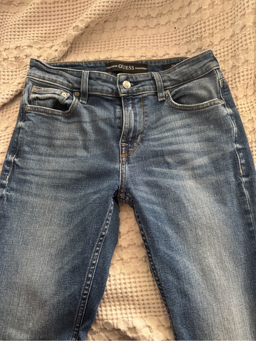 GUESS Men’s Medium Blue slim Jeans